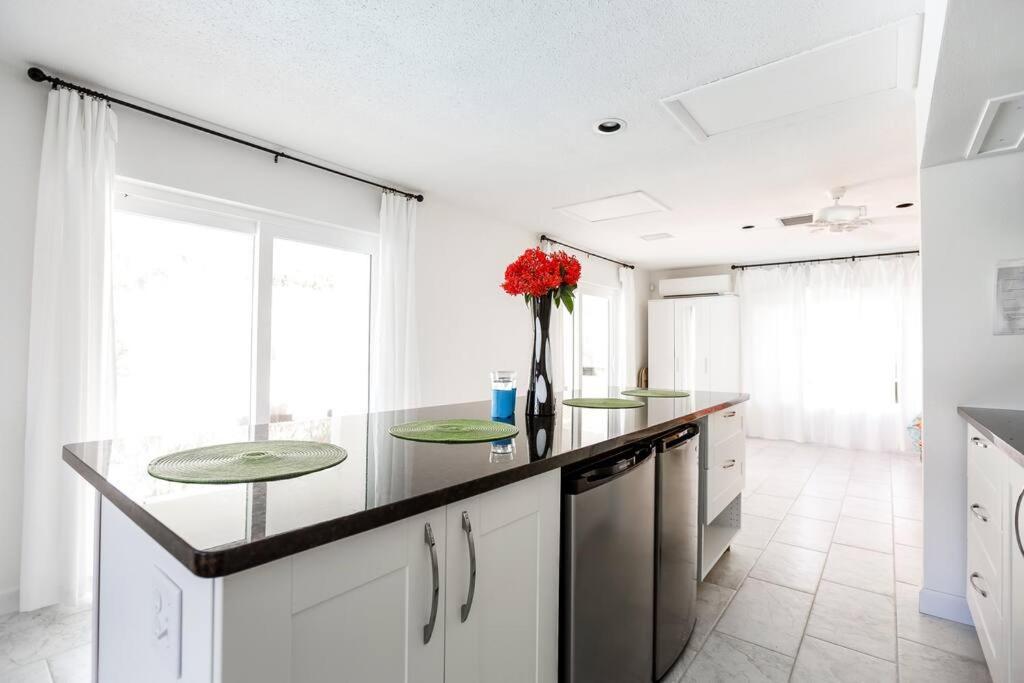 Perfecto'S Retreat- Luxury Cabin Villa St. Petersburg Luaran gambar